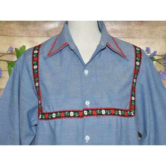 Vintage JC Penney Big Mac Blue Chambray Shirt Ladies M 70s Floral Trim Granny - Picture 2 of 12